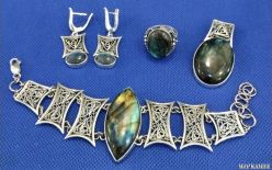 ������� 925  ��������  ����: 18000���